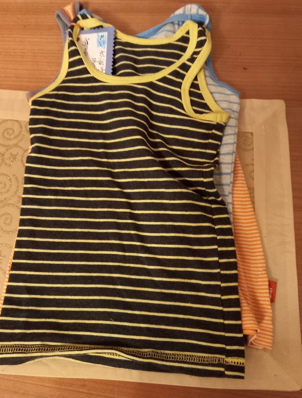 Unterhemden 3 er- set Gr. 98/ 104