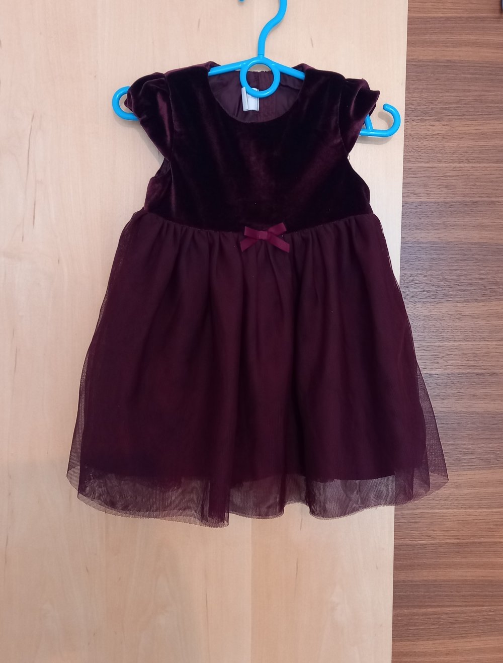 Kleid Gr. 92