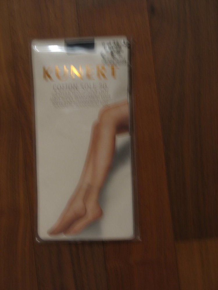 1 Paar feine Söckchen Gr. 35 - 38 !!! NEU !!!