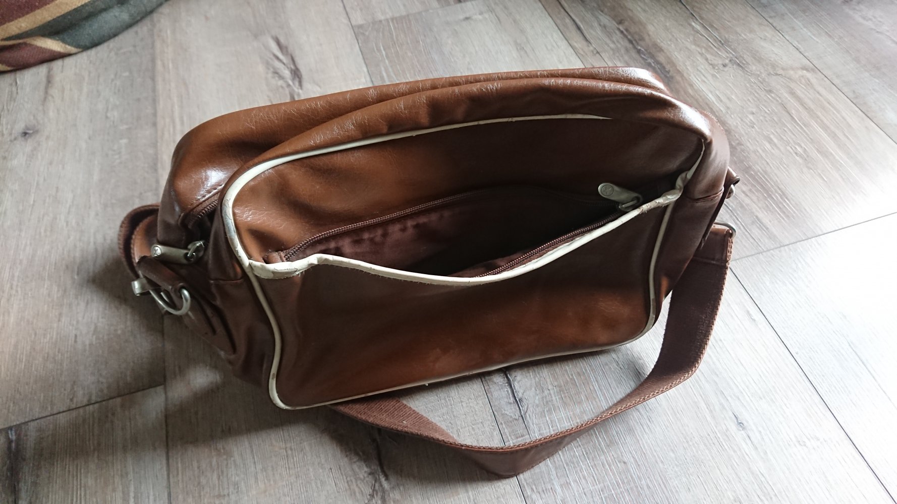  Vintage Converse Umhängetasche 