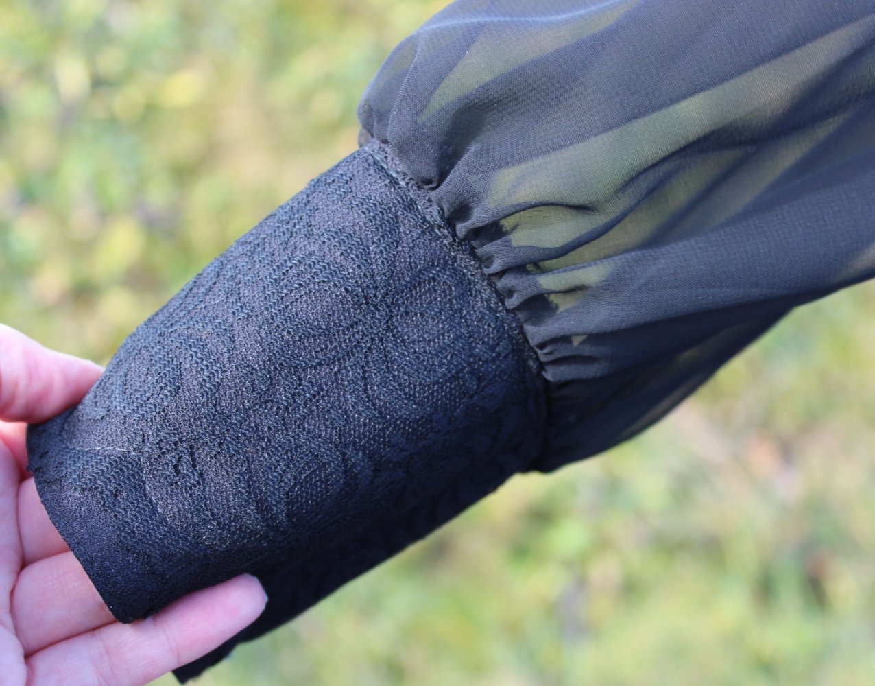 schwarzes Midikleid, Cocktailkleid, Abendkleid mit Glitzersteinen, A-Linie, ca. Größe 42