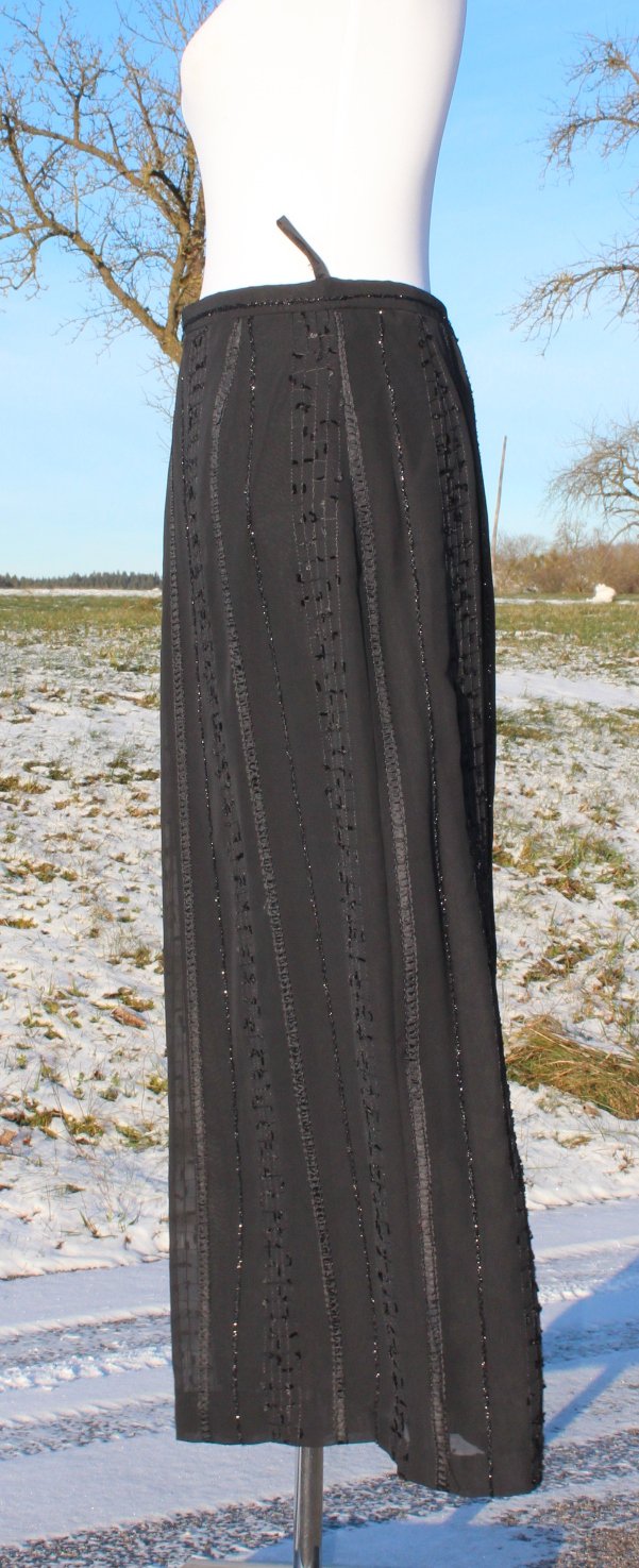 langer schwarzer True Vintage Rock mit Streifen und glitzernden Elementen, ca. Größe 38
