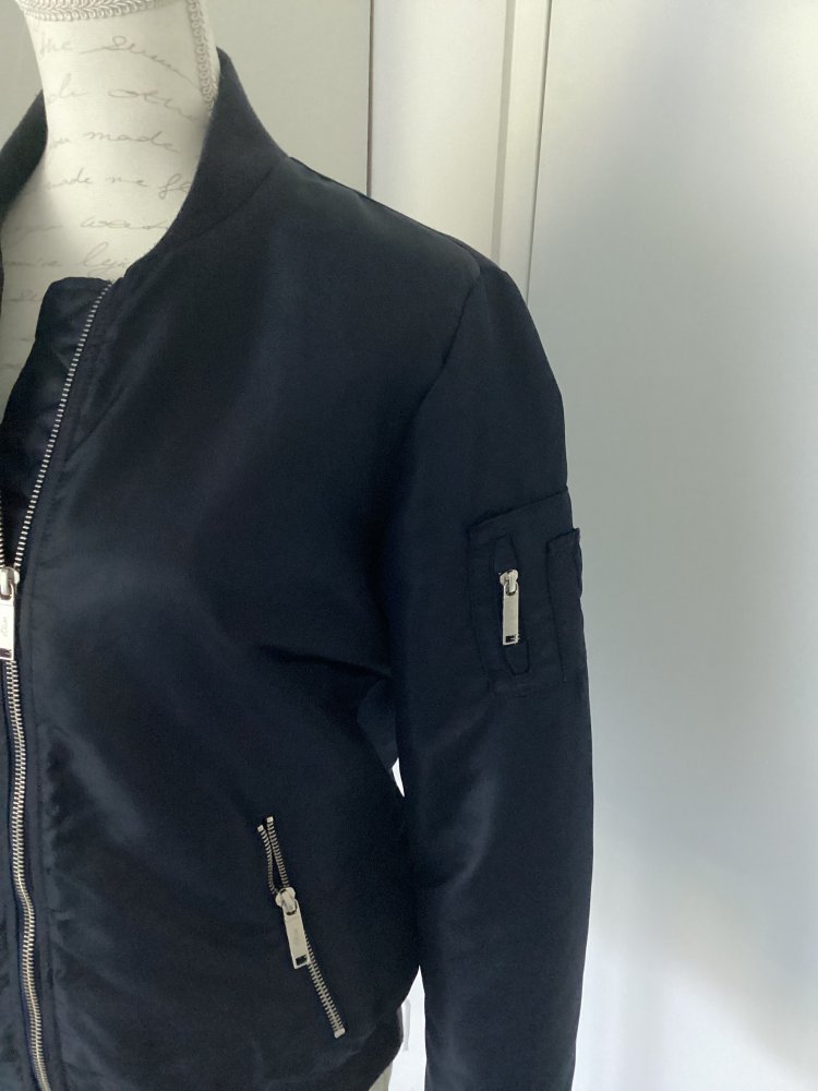 Jacke s.Oliver blau Gr. 36 wie neu