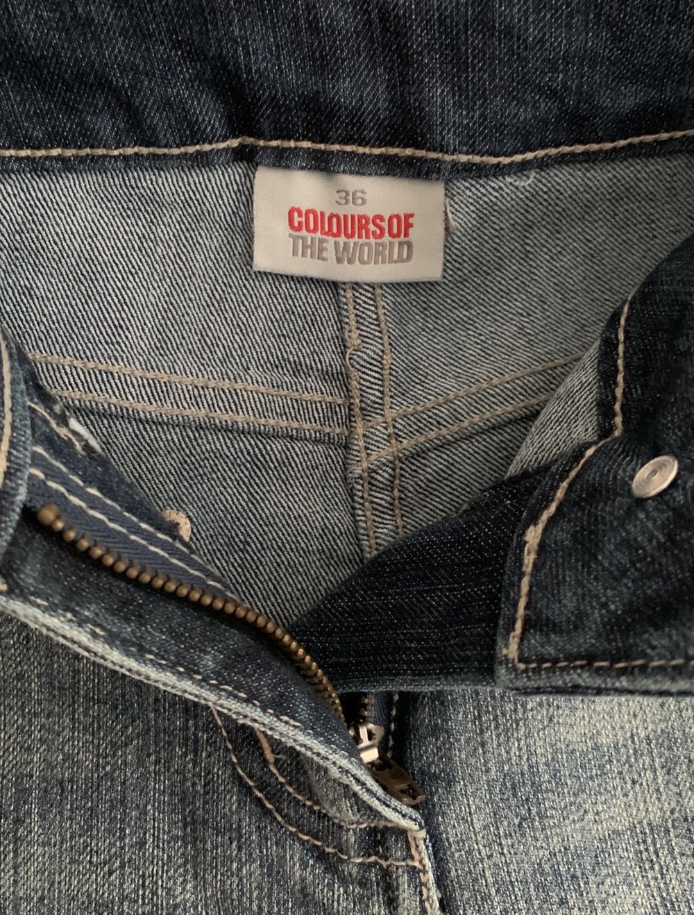 angesagte blaue authentic Y2K 2000 vintage Jeans Schlaghose mit Rose