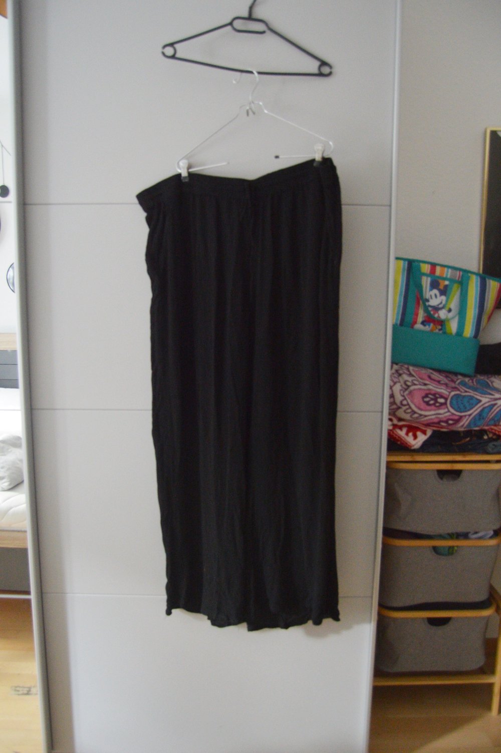 H&M sehr weite Hose gr.54 schwarz