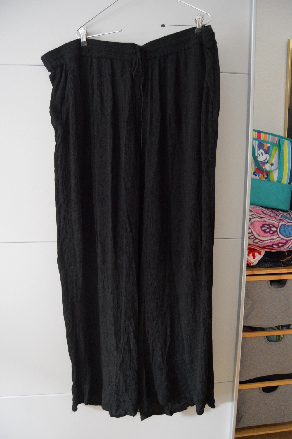 H&M sehr weite Hose gr.54 schwarz