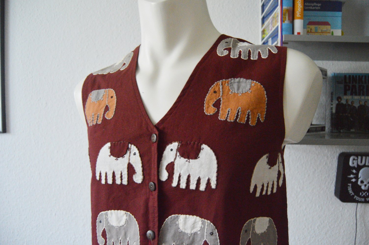 Vintage weste mit elefanten