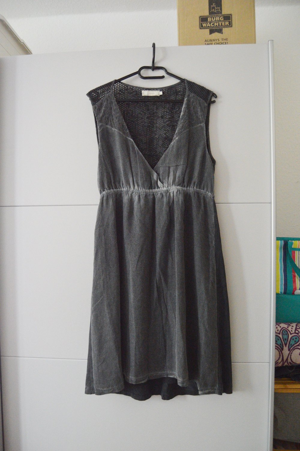 Cream Kleid mit Rücken Hightlight gr.S fällt größer aus