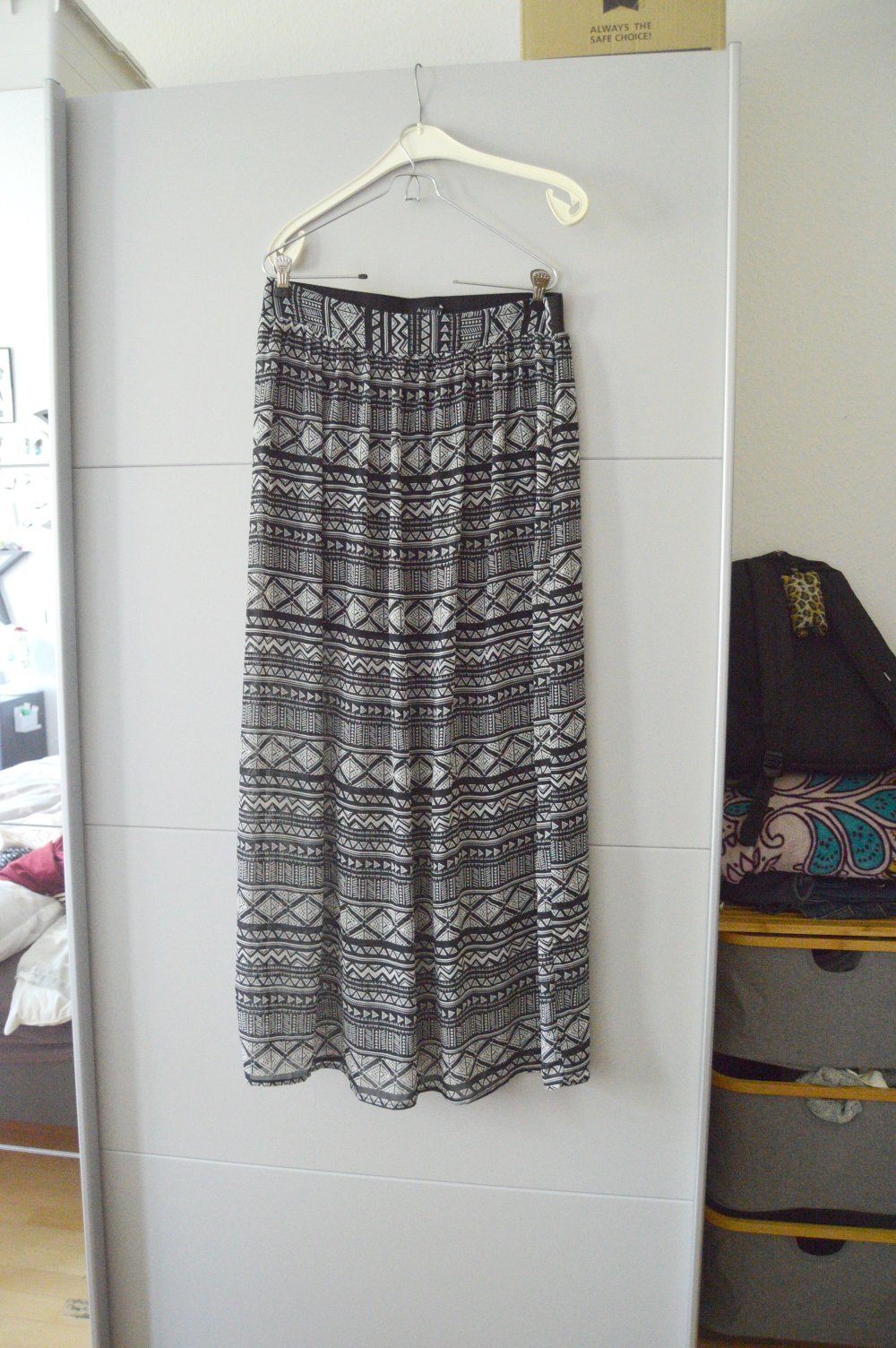 Sommerlicher leichter Rock von Amisu