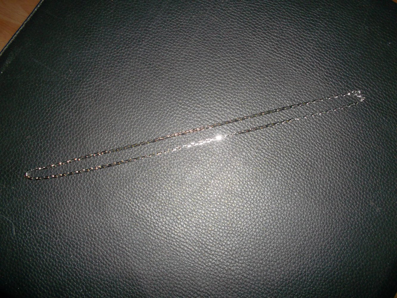 neue halskette,etwas grössere glieder,60 cm lang
