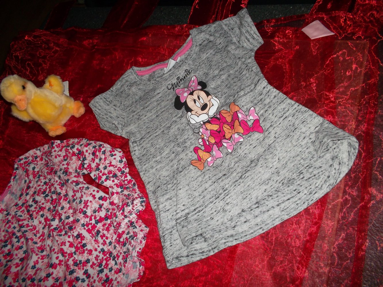 neu,3 süsse sehr schöne oberteile von kiki&koko,disney.grösse 92