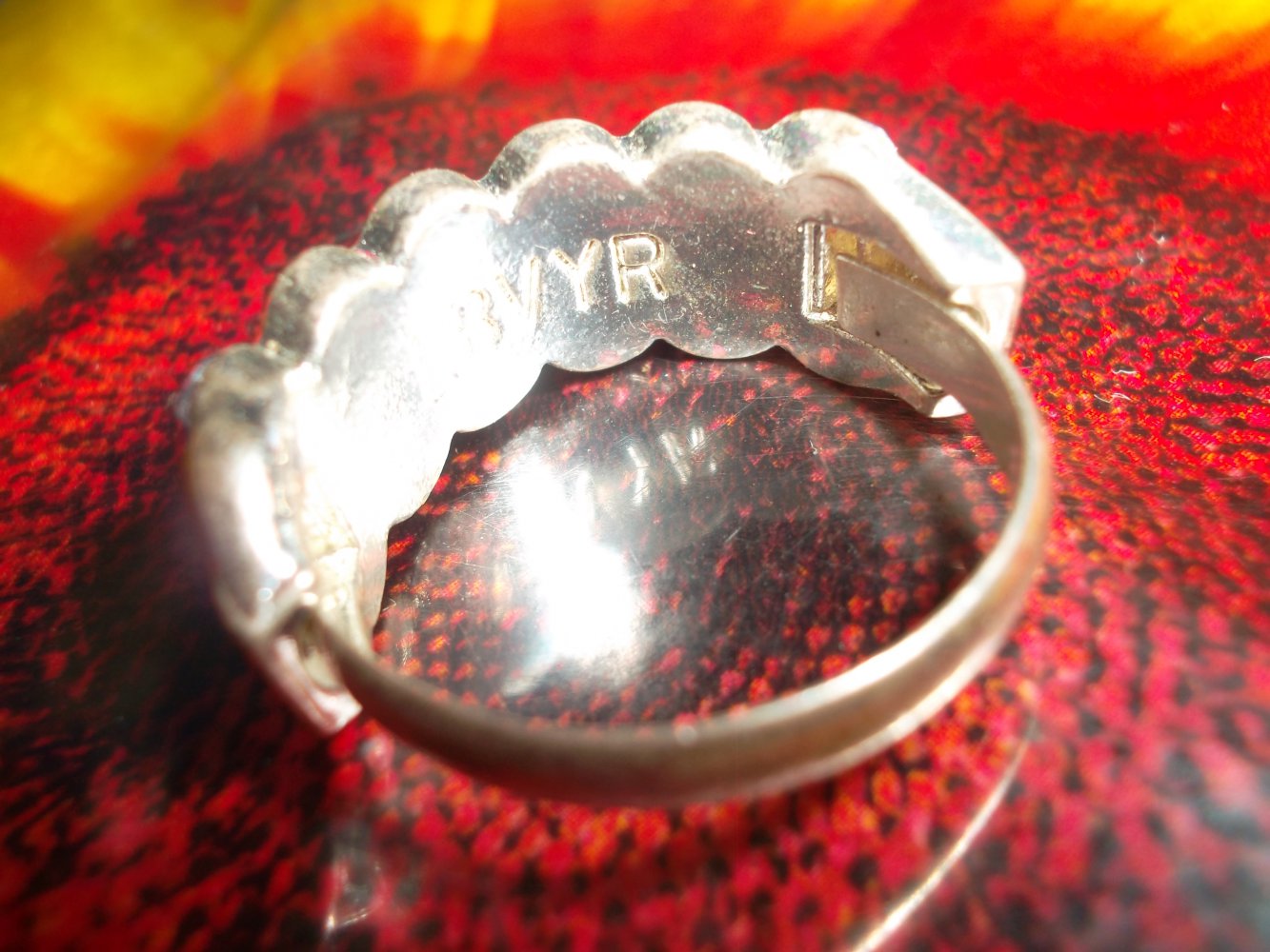 neu,ring,von levyr,lilane steinchen