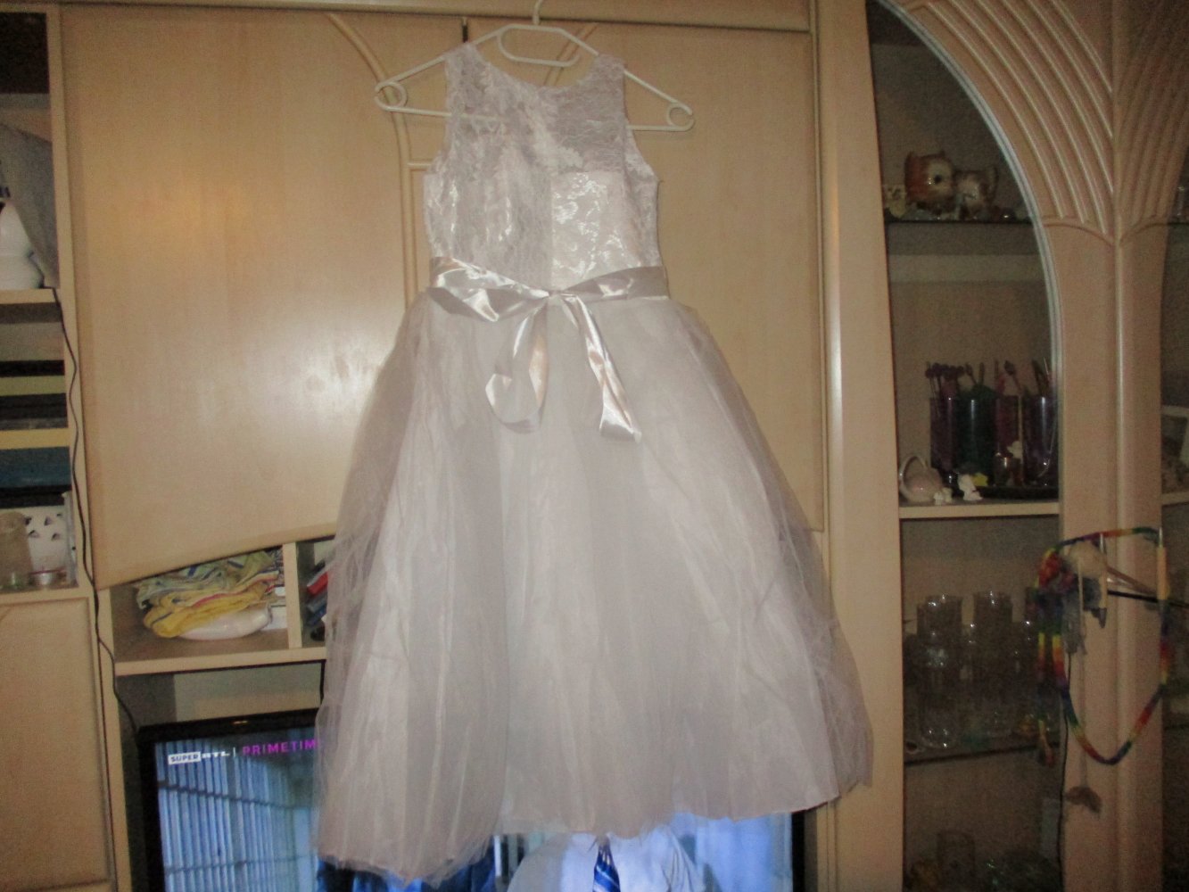 traumhaftes festkleid,hochzeit,komunion.neu.weiss.tüll,spitze,glanz