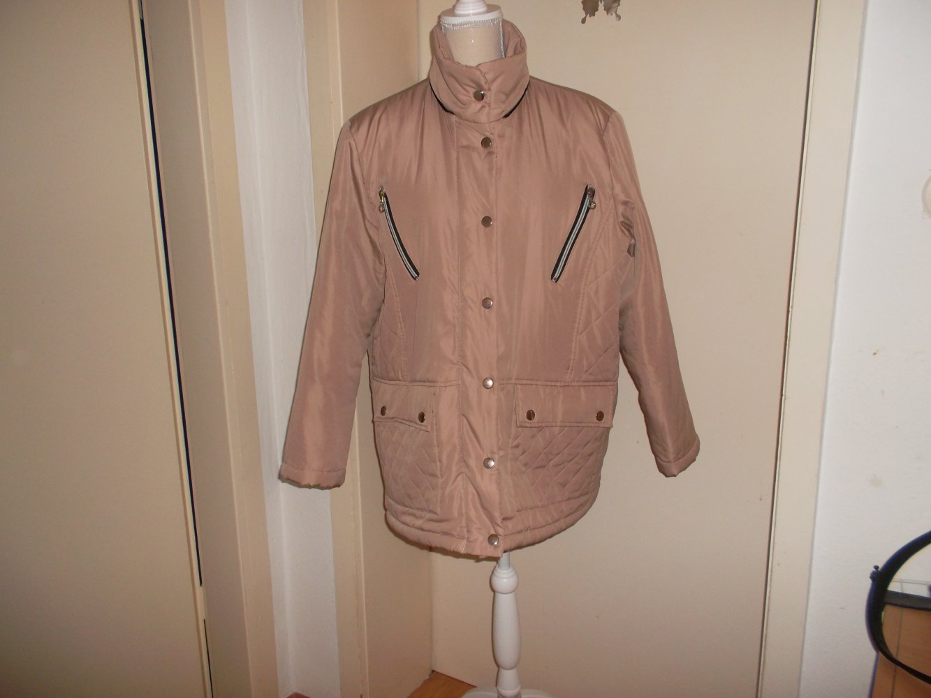 lange jacke,beige,grösse 46