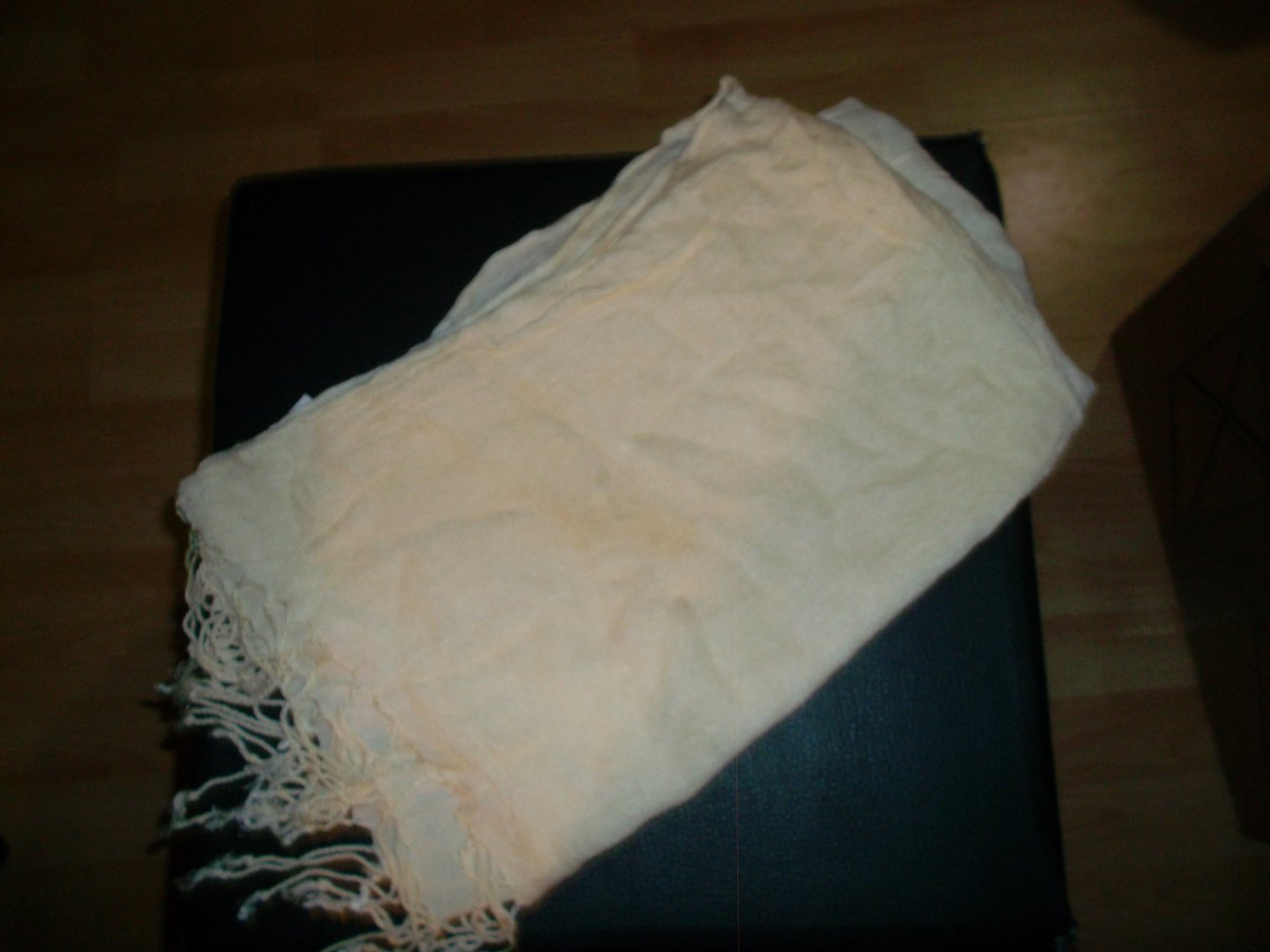 toller dünner schal,vanillefarben,franzen,unisex