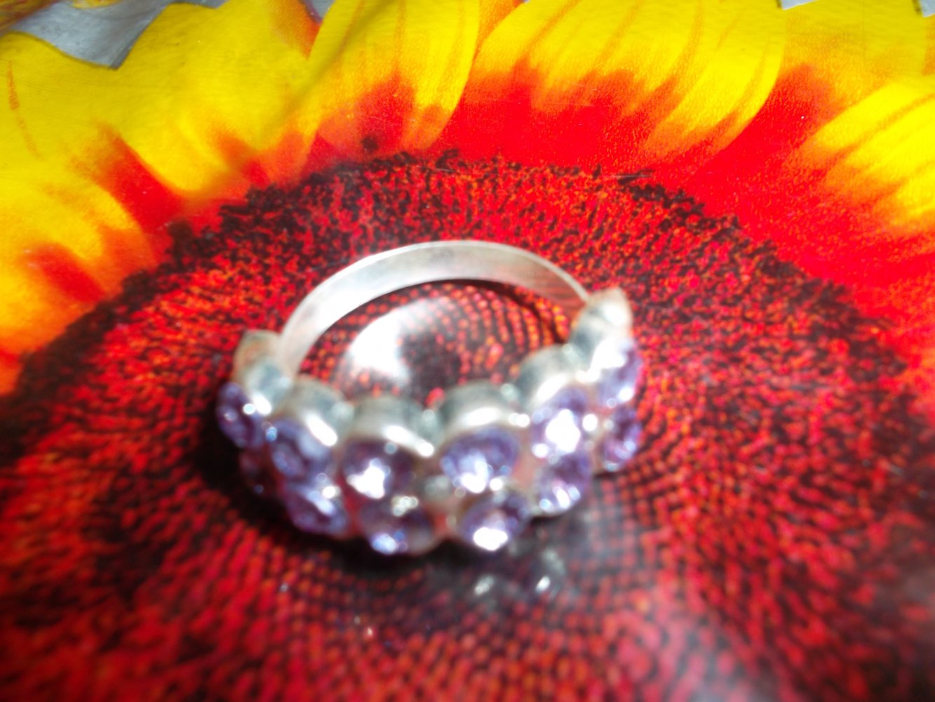 neu,ring,von levyr,lilane steinchen