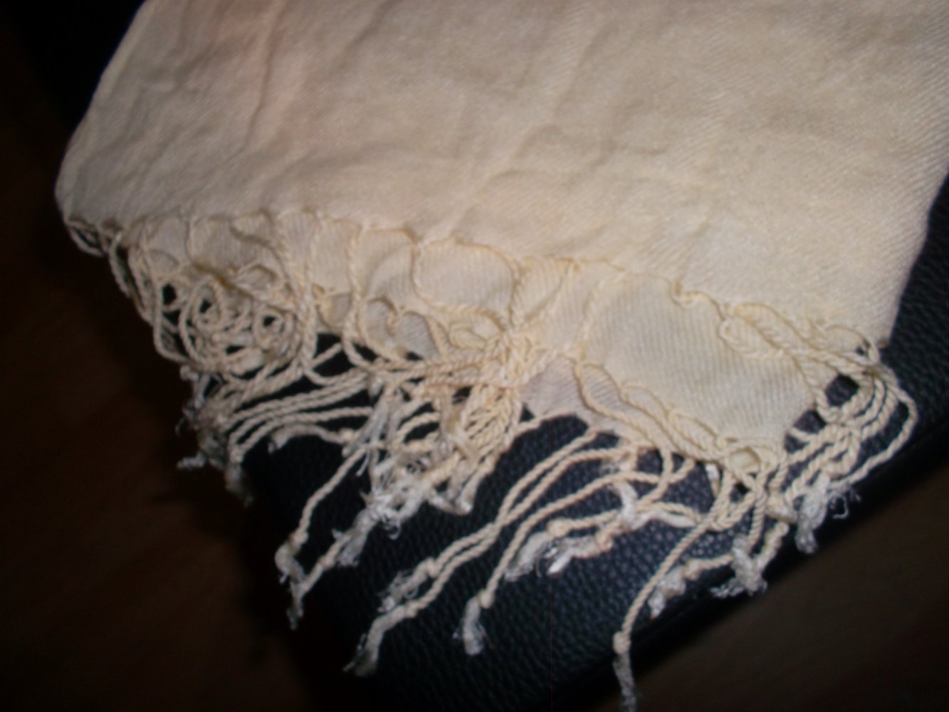 toller dünner schal,vanillefarben,franzen,unisex
