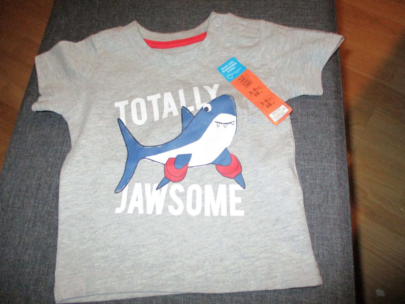 neu, t-shirt, grau, hai-druck, grösse 68