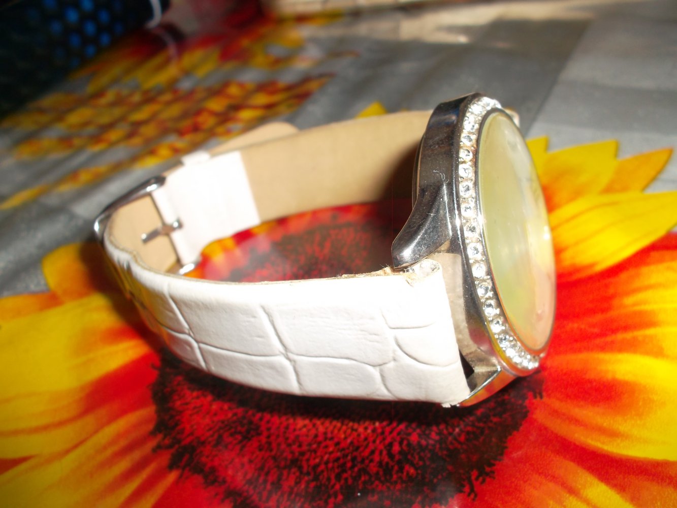 damenarmbanduhr,weiss,verstellbar