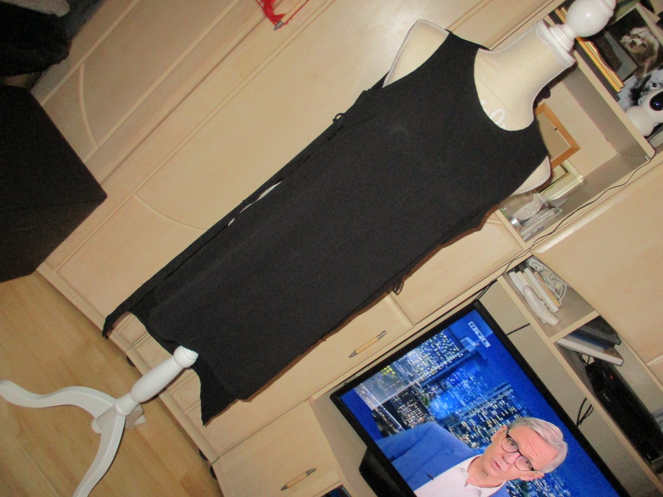 neu, longbluse/kleid. schwarz. asos. grösse 38