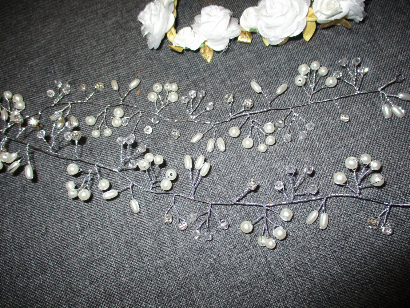 neu, 2 teiliger haar-schmuck. silberfarben, perlen, haargummi, blumen,für mädchen und frauen