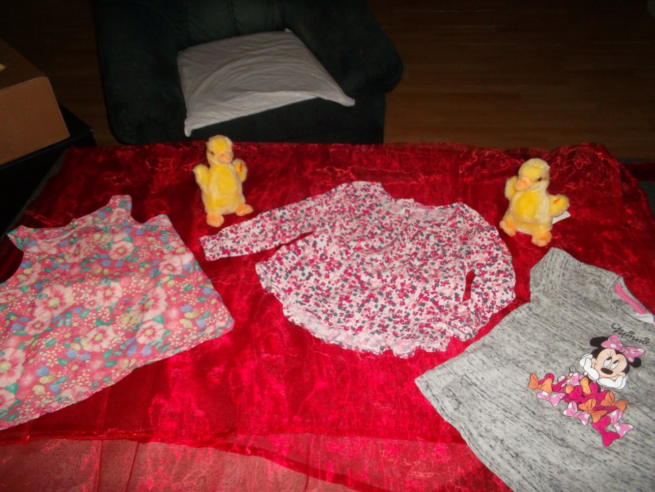 neu,3 süsse sehr schöne oberteile von kiki&koko,disney.grösse 92