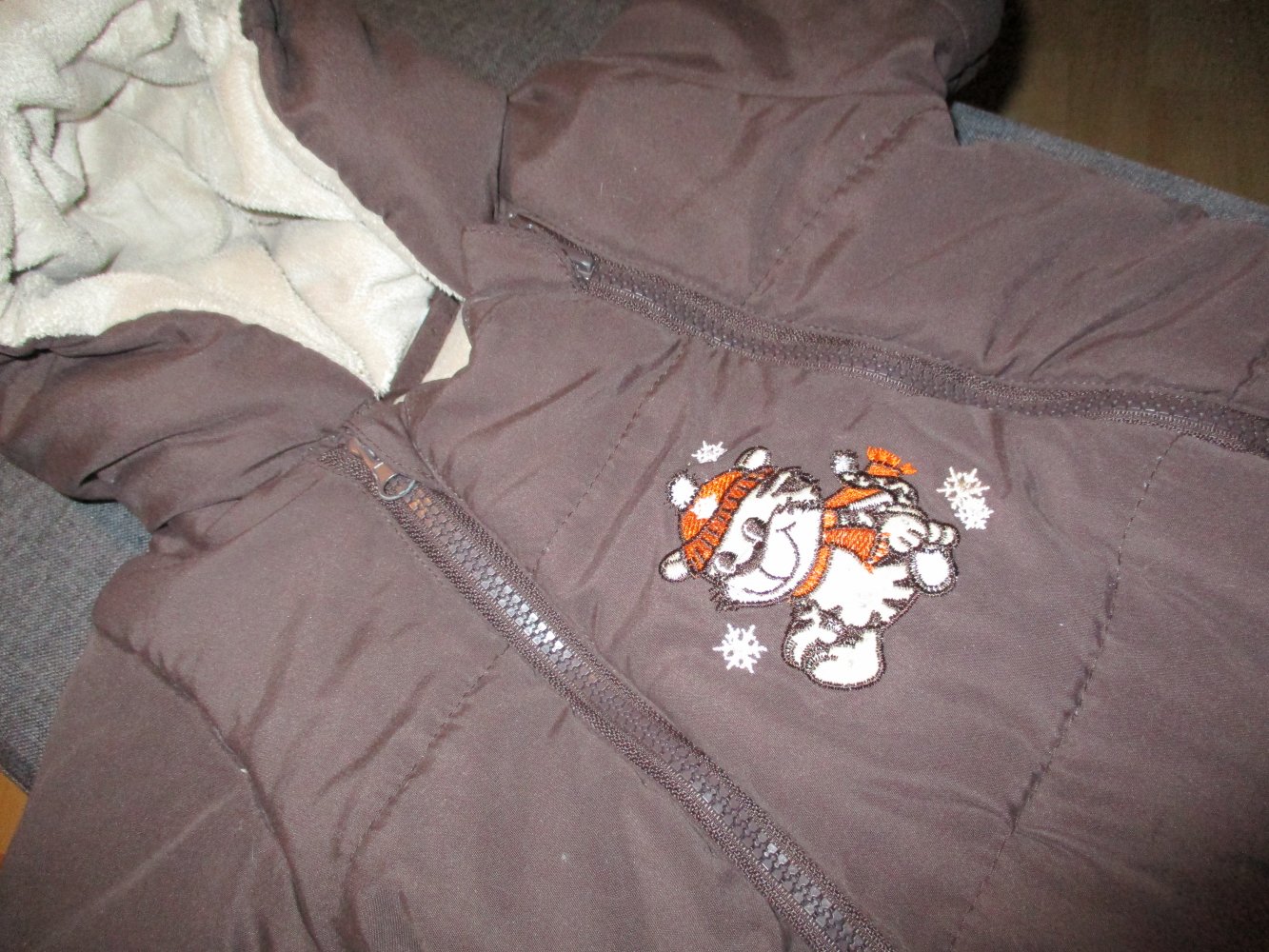 babykuschelsack/winteranzug. braun. ca 0-3 monate