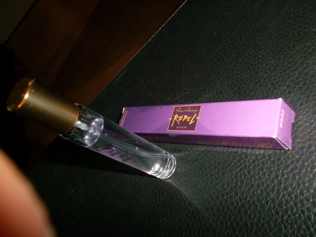 neu,taschenspray.avon far away rebel.10ml,edp.