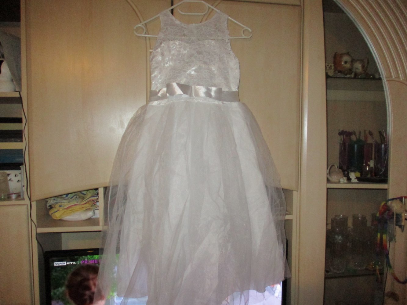 traumhaftes festkleid,hochzeit,komunion.neu.weiss.tüll,spitze,glanz