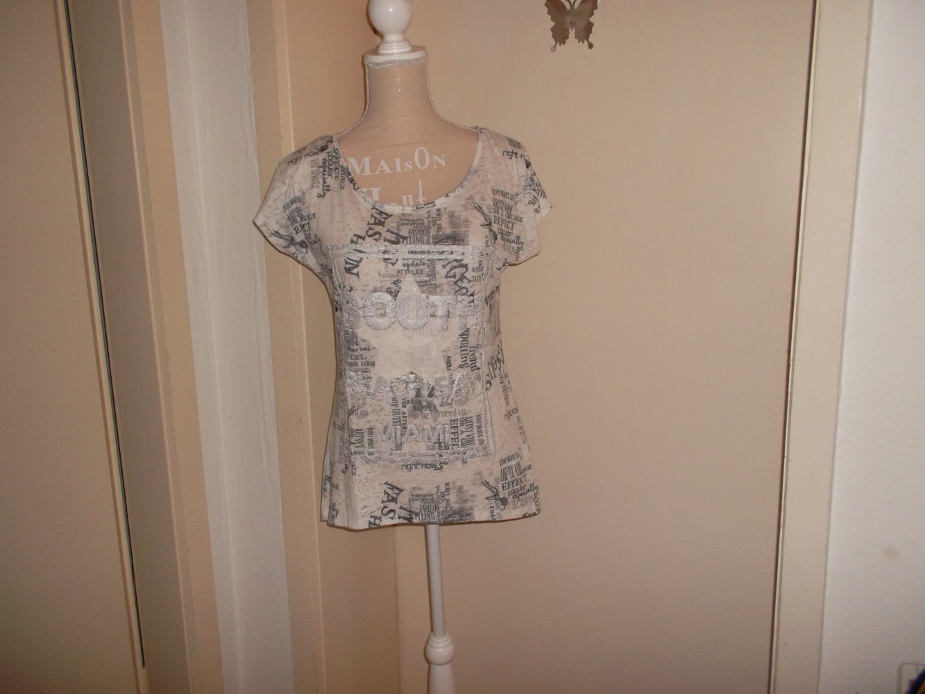 neues shirt,blind date,gr. 34.bunt gemustert,druck,glitzer