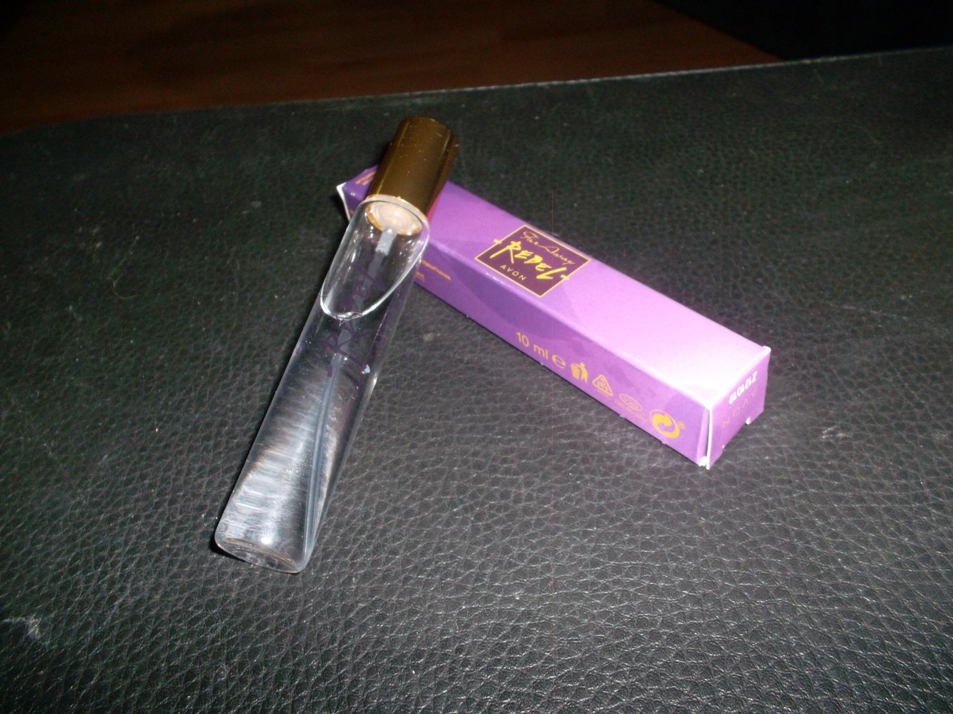 neu,taschenspray.avon far away rebel.10ml,edp.