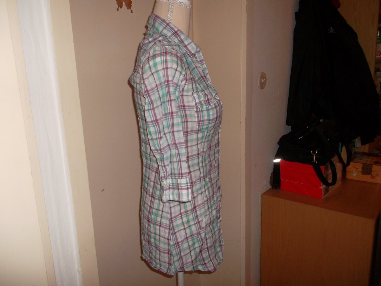 hochwertige neuwertige bluse,gr. s