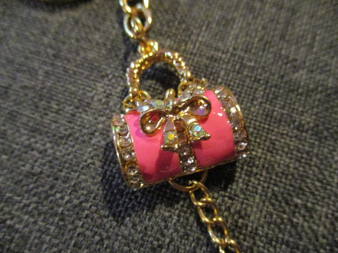 neu, ( schlüssel ) anhänger, pink/goldfarben, high heels, handtasche