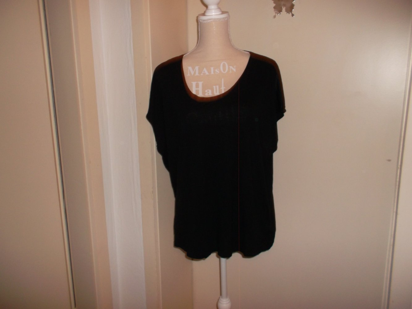 ärmeloses schwarzes t-shirt,von ajc,grösse 44/46,sehr gut erhalten.