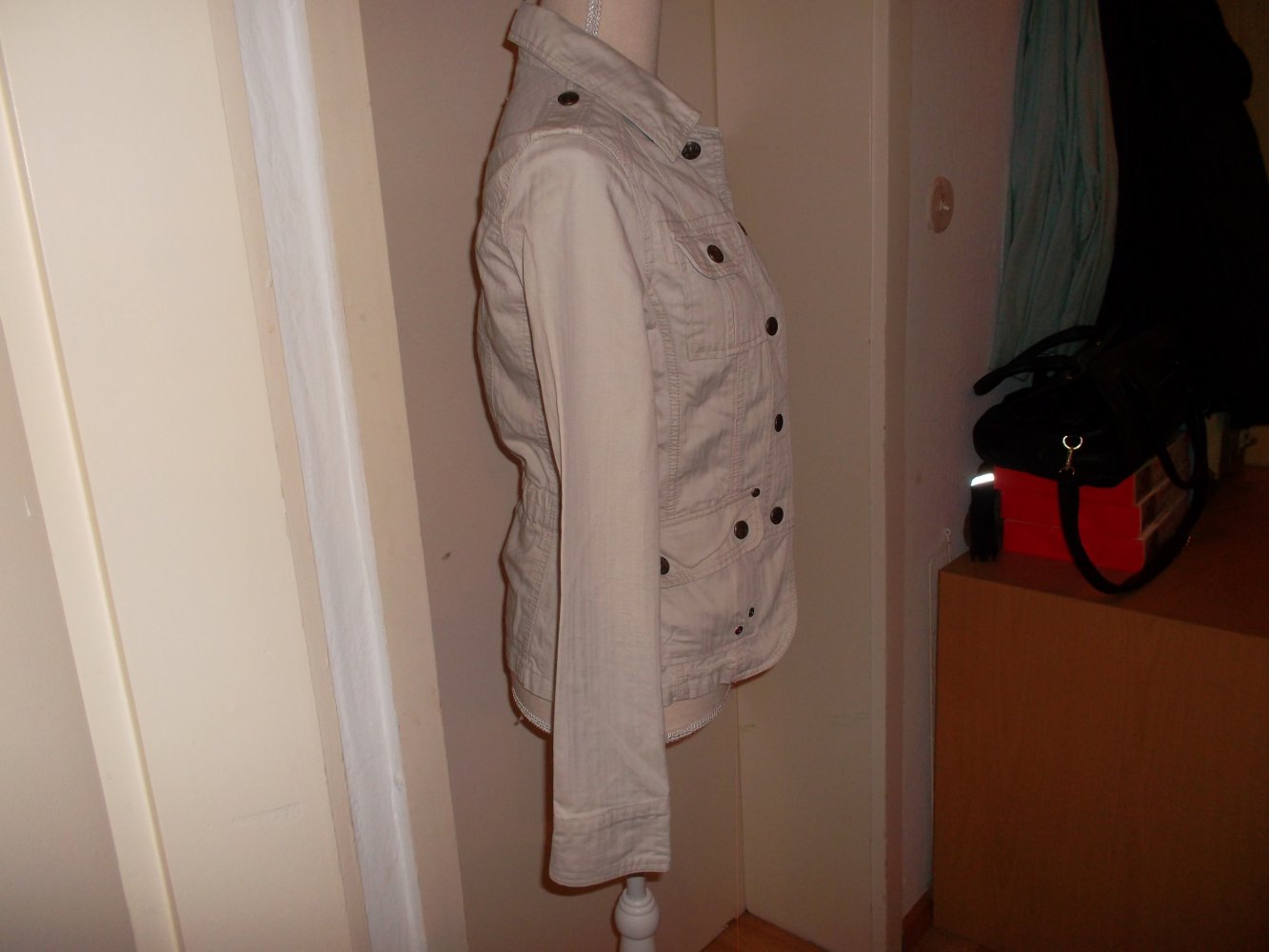 beige jeansjacke,super zustand,grösse s