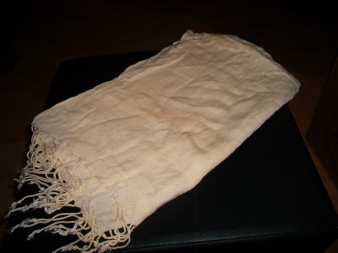 toller dünner schal,vanillefarben,franzen,unisex