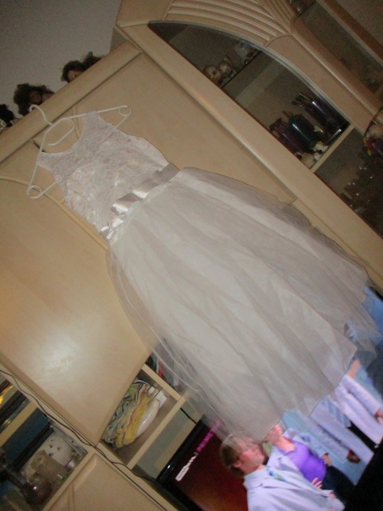 traumhaftes festkleid,hochzeit,komunion.neu.weiss.tüll,spitze,glanz