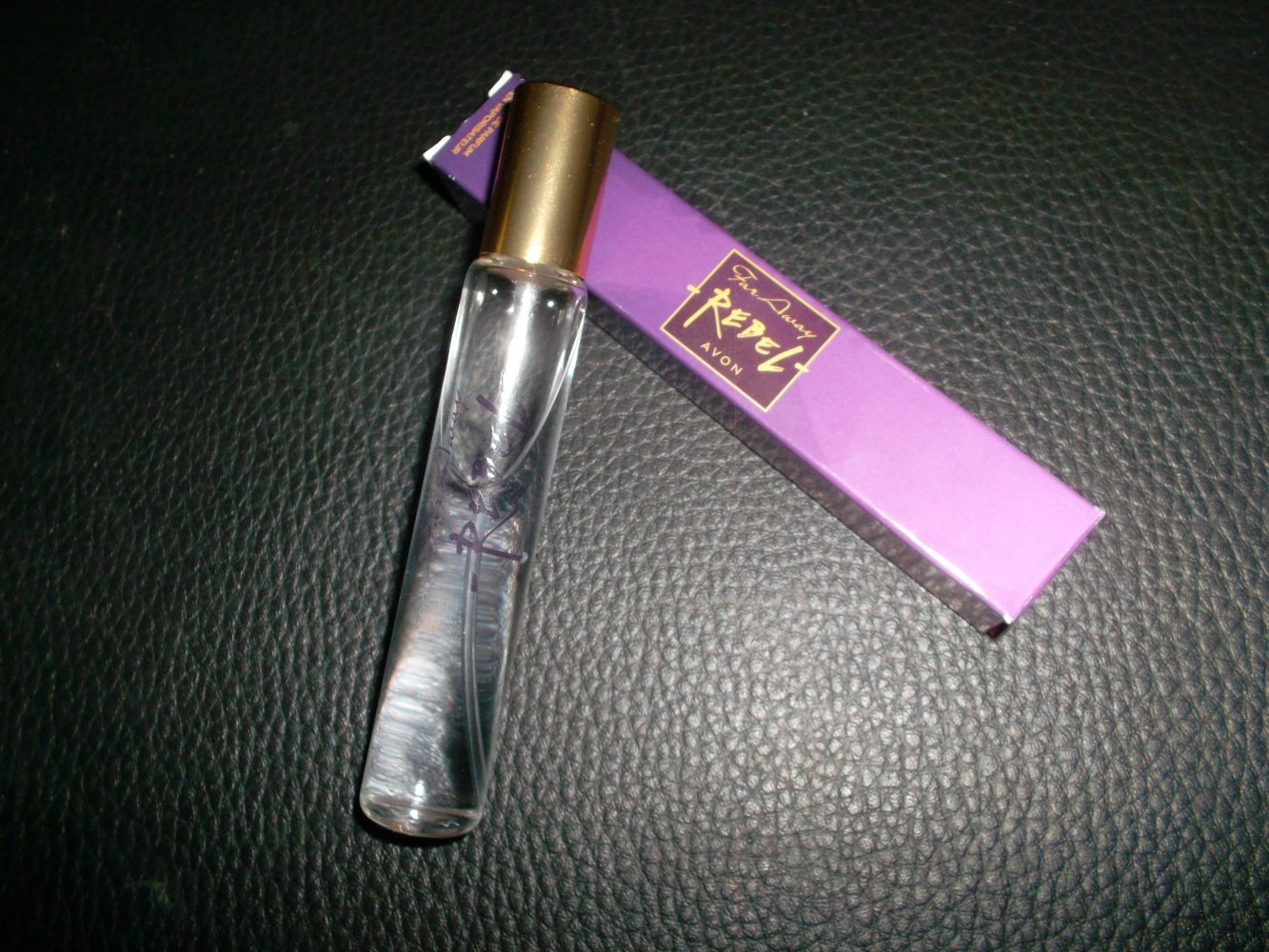 neu,taschenspray.avon far away rebel.10ml,edp.