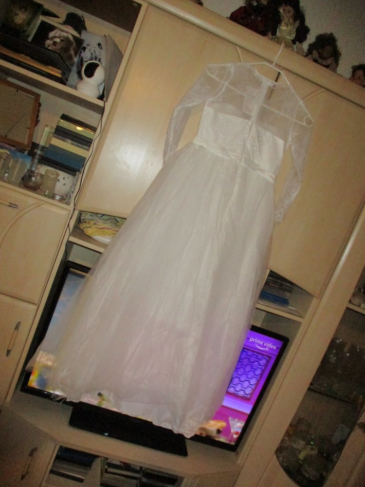 traumhaftes festkleid,hochzeit,komunion.neu,weiss,tüll,spitze