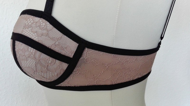 Schöner Spitzen BH
