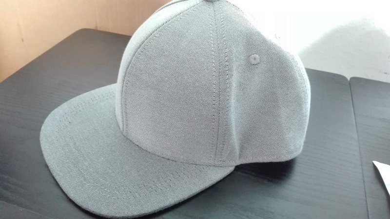 Graue Cap