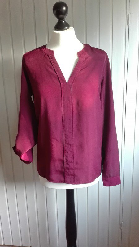 Bordeaux Bluse mit V-Ausschnitt
