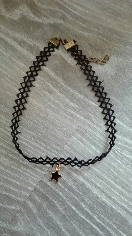 Choker mit Stern Anhänger