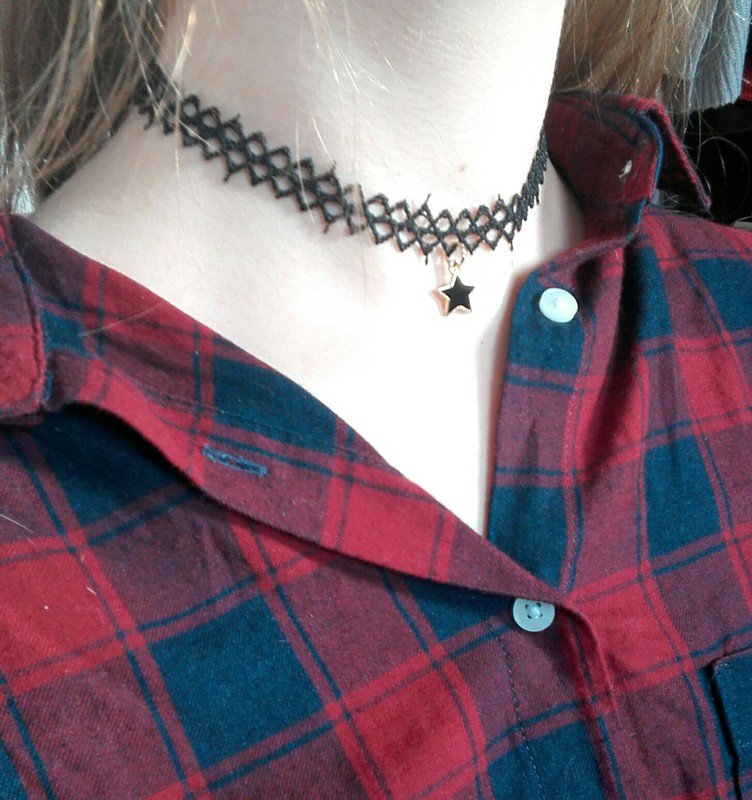 Choker mit Stern Anhänger
