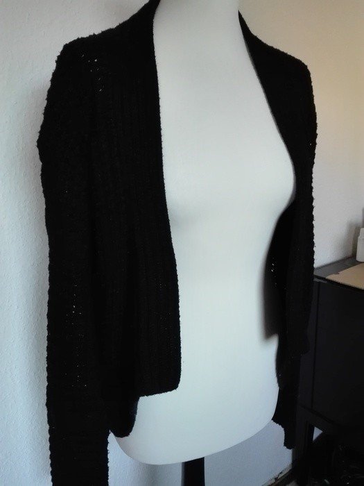 Kuscheliger Schwarzer Strickcardigan