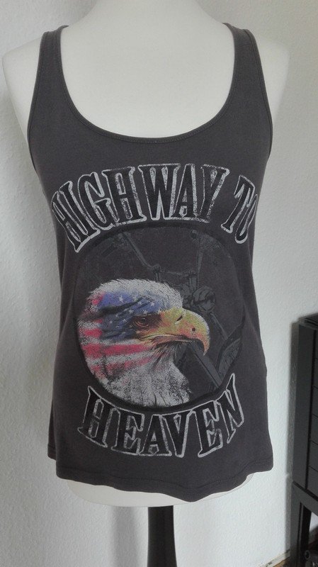 Graues Top mit Aufdruck