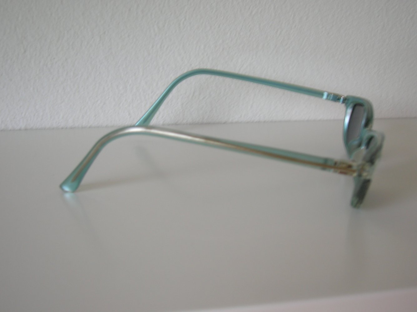 Sonnenbrille hellblau