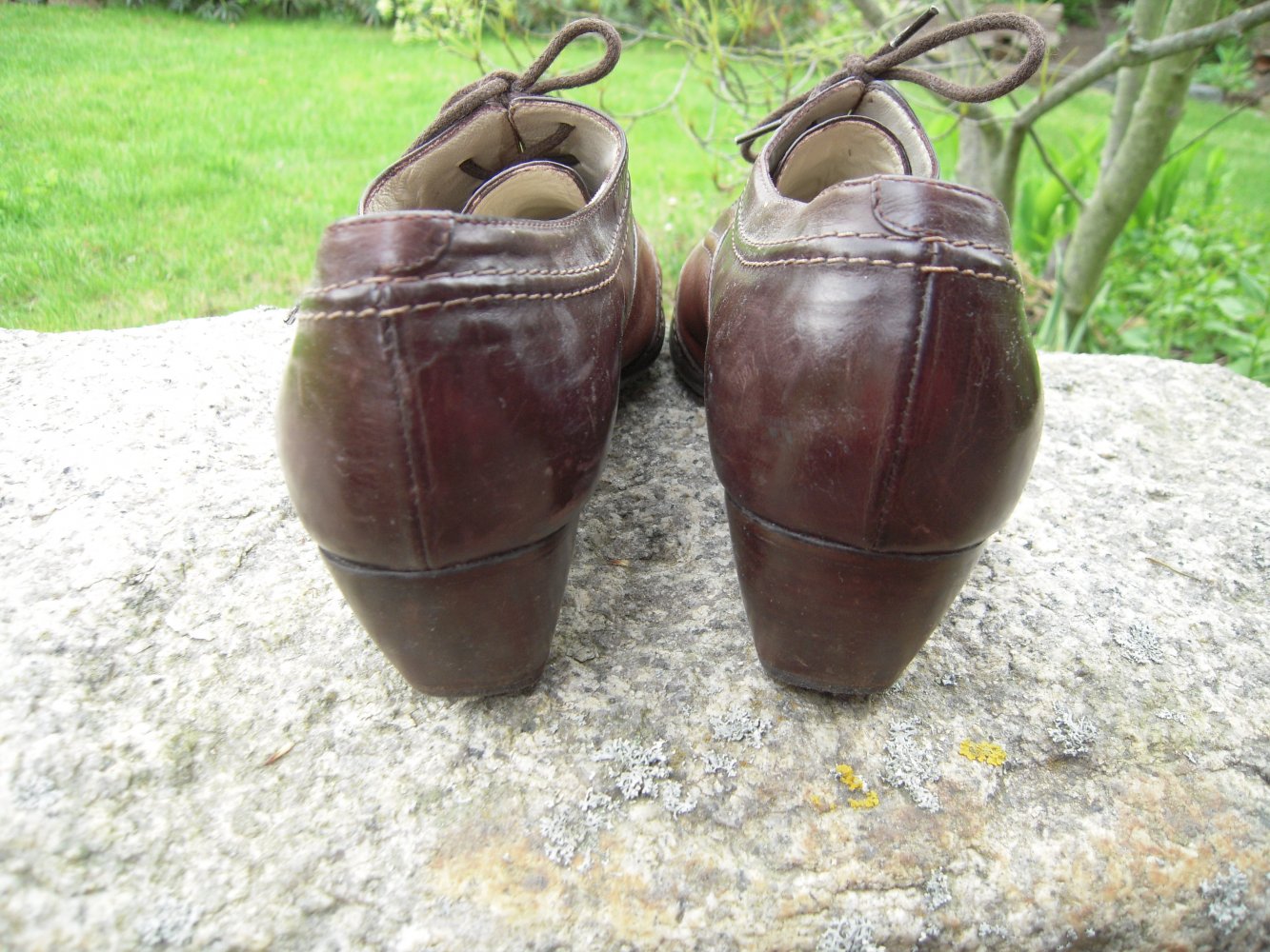 Schnürschuh Absatz