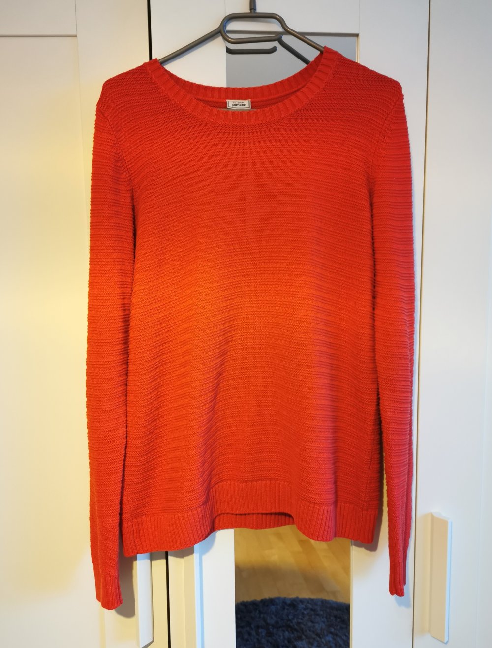 Schöner roter Pullover von pimkie