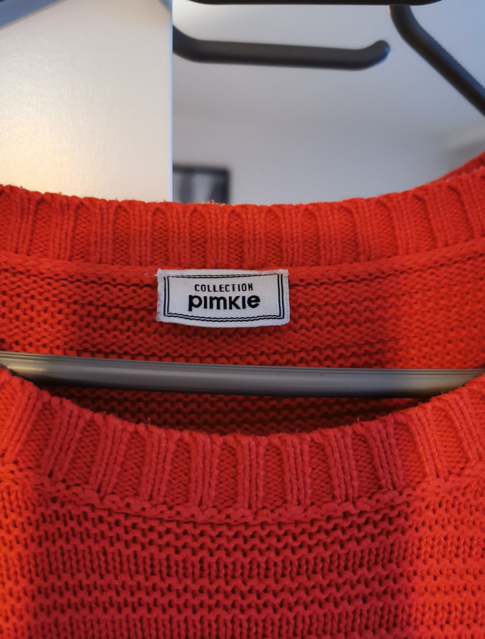 Schöner roter Pullover von pimkie